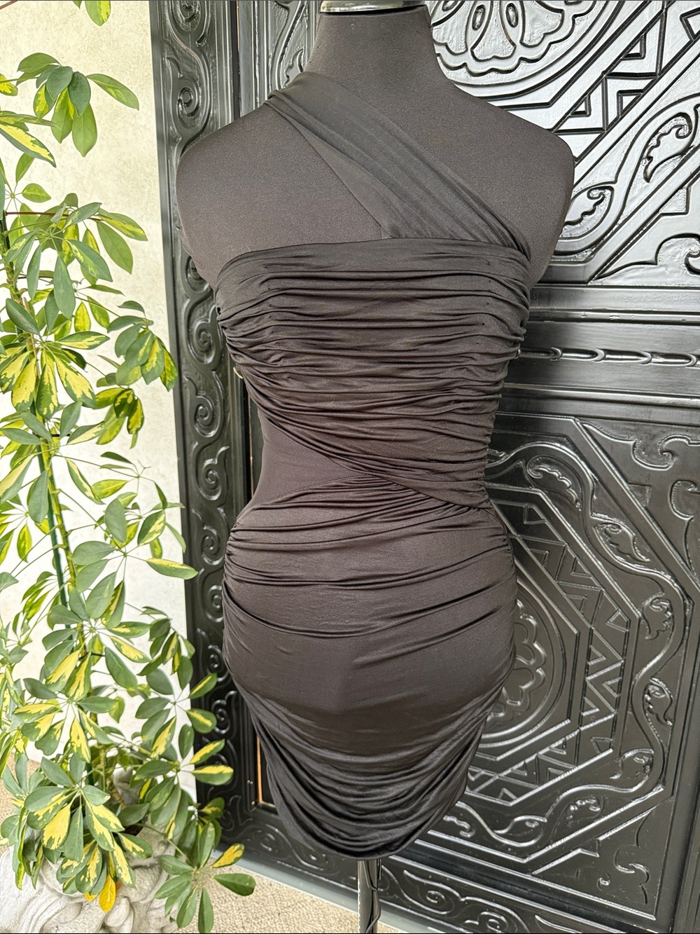 bebe Black One-Shoulder Ruched Bodycon Dress